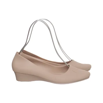 Wedges (Beige) from Alina