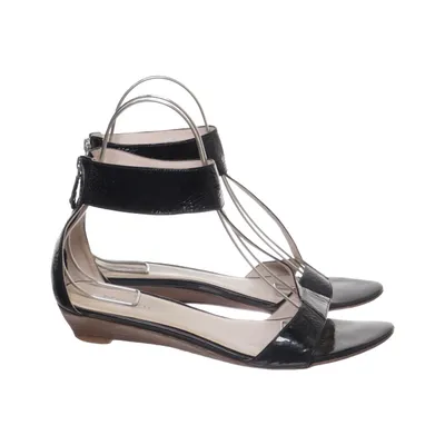 Sandals (Black) from Miezko