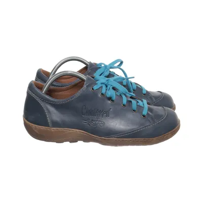 Sneakers (Blue) from Cinnamon