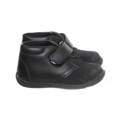 Ankle boots (Black) from Kavat