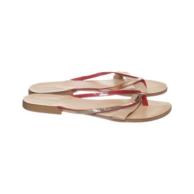 Mules (Beige, Rouge, Or) de Never 2 Hot