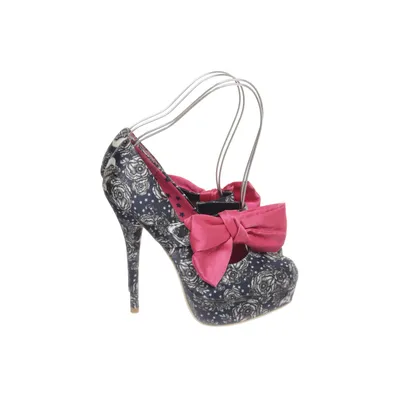 High heels (Night a light ) from Iron Fist