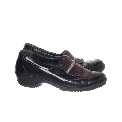 Loafers (Black, Red) from Suave