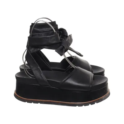 Sandals (Black) from Elvio Zanon