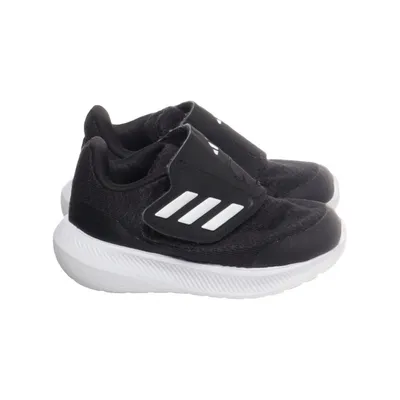 Träningsskor (Tensaur Sport) från Adidas