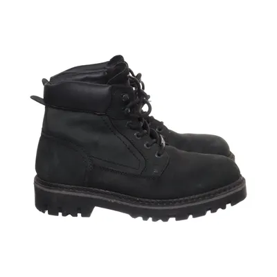 Laced boots (Black) from AM Shoe Company Leather