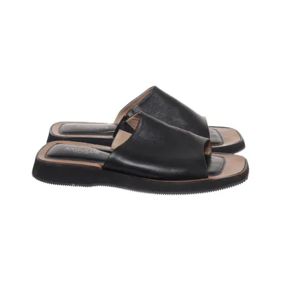 Slip-ins (Black, Brown) from Angulus Leather