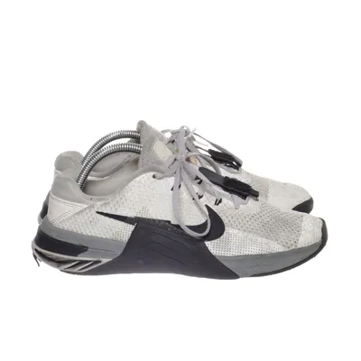 Sneakers (Vit, Grå, Svart) från Nike