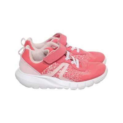 Trainers (Pink) from Newfeel