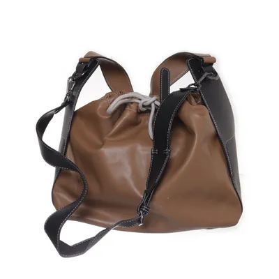 Axelremsväska (Brun, Svart) från Hvisk Polyuretan, Återvunnen polyester