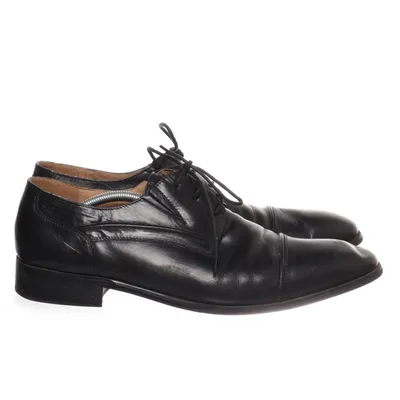 Derbyskor (Svart) från TGA by Ahler