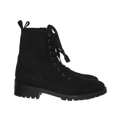 Laced boots (Black) from Graceland