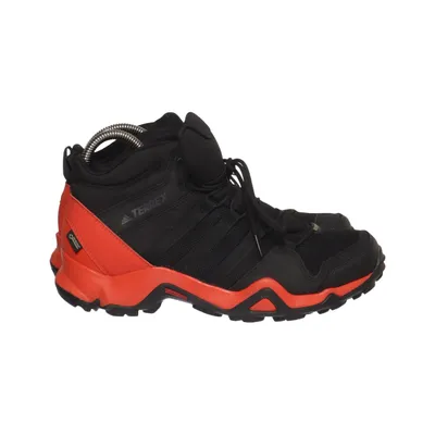 Hiking boots (Black, Red) from Adidas