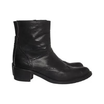 Ankle boots (Black) from Peperosa