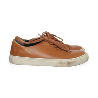 Baskets (Marron) de Sneaky Steve