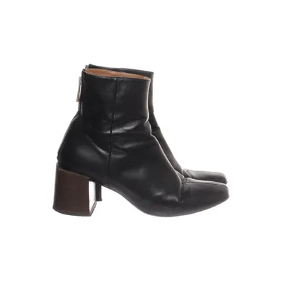 Stövletter (Svart) från Flattered Studio