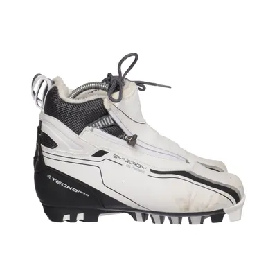 Cross-country ski boots (SYNERGY CLASSIC) from Tecno Pro