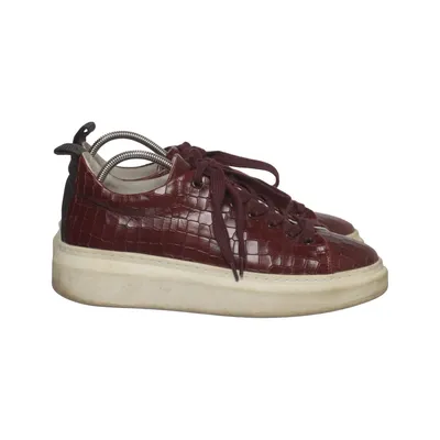 Baskets (Rouge) de Pavement Cuir