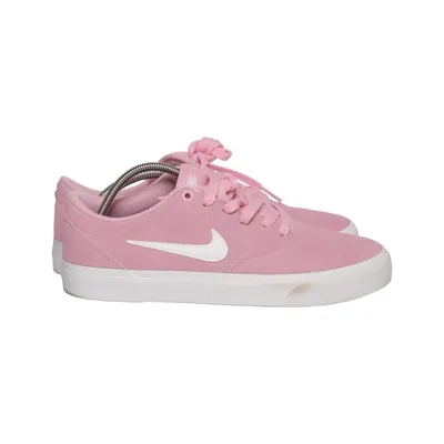 Sneakers (SB Charge Suede) från Nike