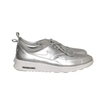Baskets (Argent) de Nike Air Max