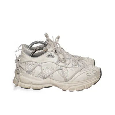 Trainers (White) from Axel Arigato