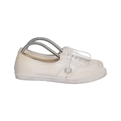 Canvas shoes (White) from Fred Perry
