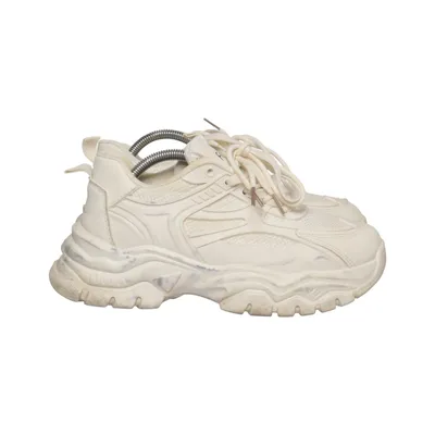 Sneakers (White) from Fashion