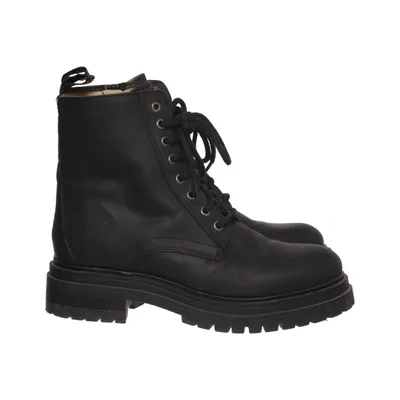 Laced boots (Black) from Johnny Bulls