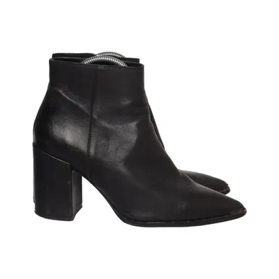 Heeled boots (Black) from ASOS Shoes Leather