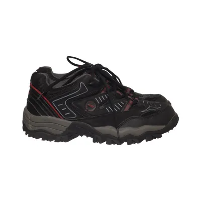 Hiking shoes (Black, Gray, Red) from Impact