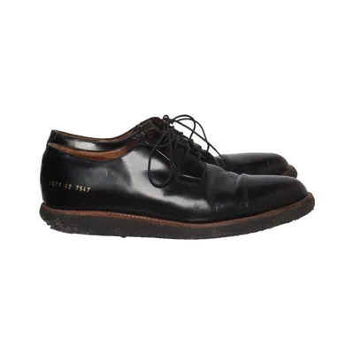 Derby Schnürer (Schwarz) von Common Projects