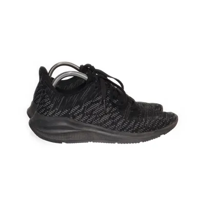 Trainers (Black) from Are