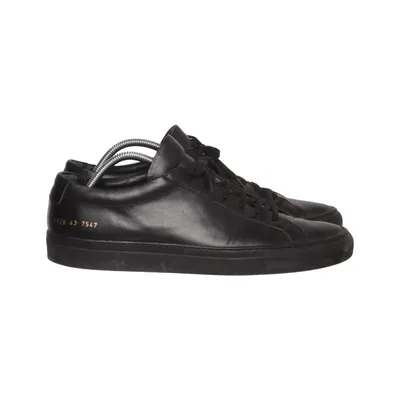 Sneakers (Svart) från Common Projects