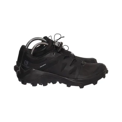 Running shoes (WILD CROSS) from Salomon