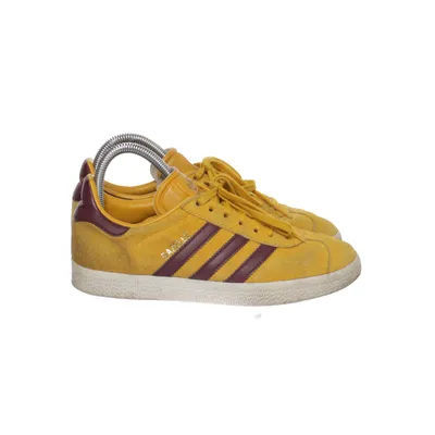 Sneakers (Gazelle) from Adidas