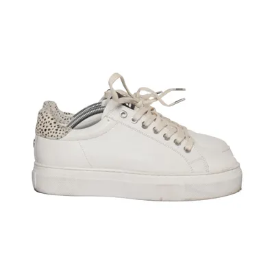 Sneakers (White, Multicolored) from Maruti