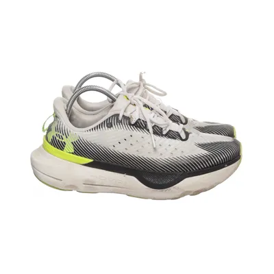 Löparskor (INFINITE PRO) från Under Armour