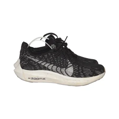 Laufschuhe (Schwarz, Weiß) von Nike
