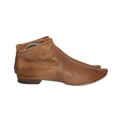 Ankle boots (Brown) from Ovyé