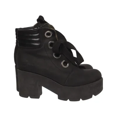 Laced boots (Black) from Johnny Bulls