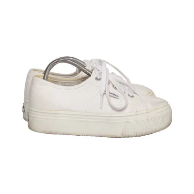 Tygskor (S0001L0) från Superga