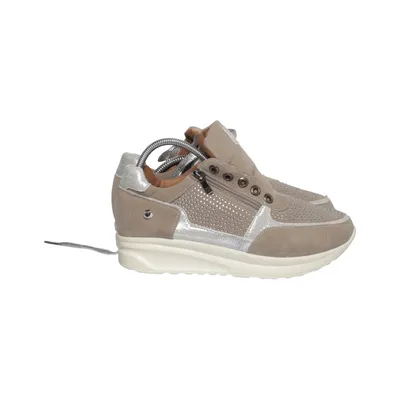 Sneakers (Beige, Silver) from North Star