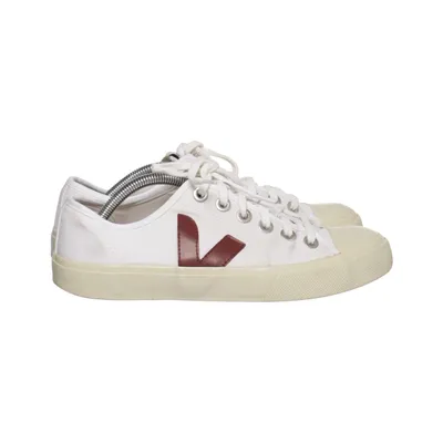 Canvas shoes (White, Red) from Veja