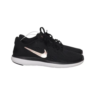 Running shoes (Flex 2017 Run) from Nike