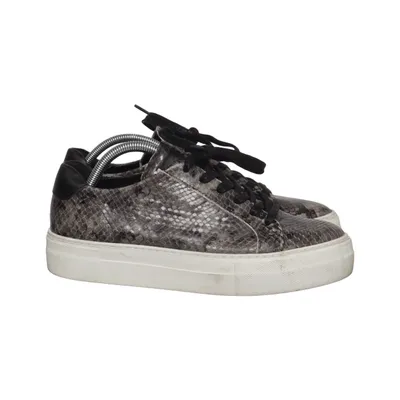Sneakers (Gray, Black) from Springyard Leather
