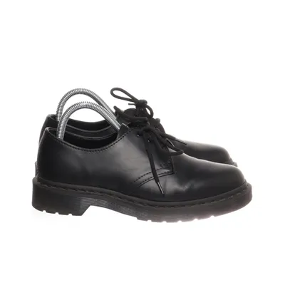 Derbyskor (Svart) från Dr. Martens