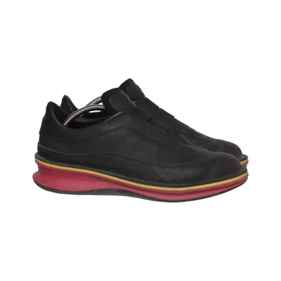 Sneakers (Zwart, Roze, Geel) van Camper