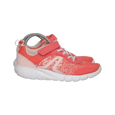 Trainers (Pink, White, Multicolored) from Newfeel
