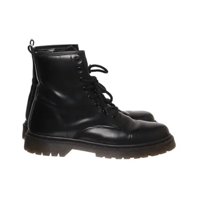 Laced boots (Black) from Foreva