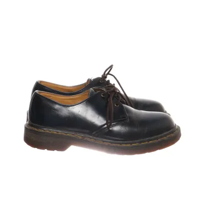 Derbyskor (Svart) från Dr. Martens Skinn